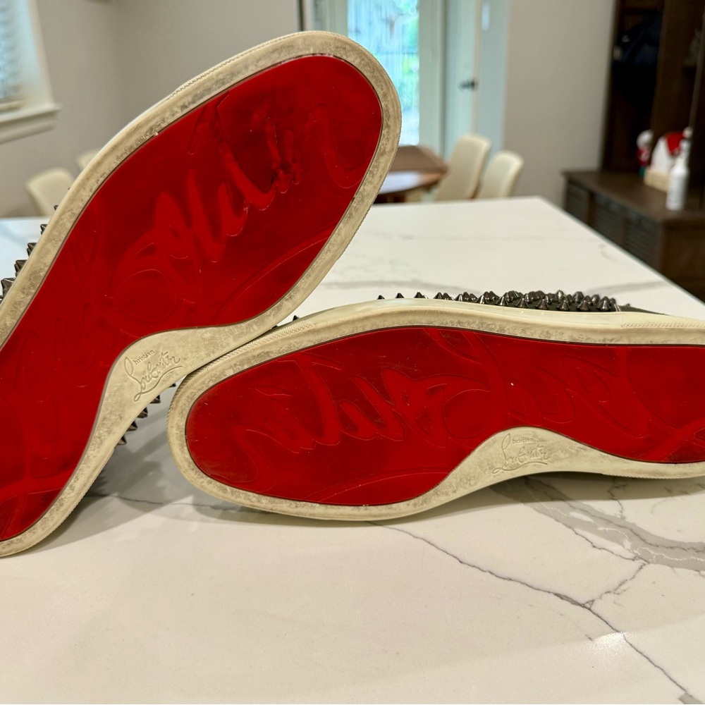 Christian Louboutin Gray suede & hint of deep green Sneakers studs & Cream Laces - Picture 7 of 10